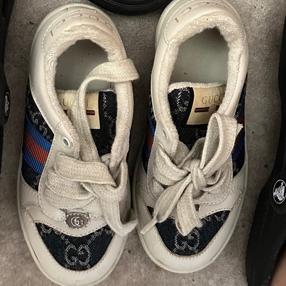Gucci shoes